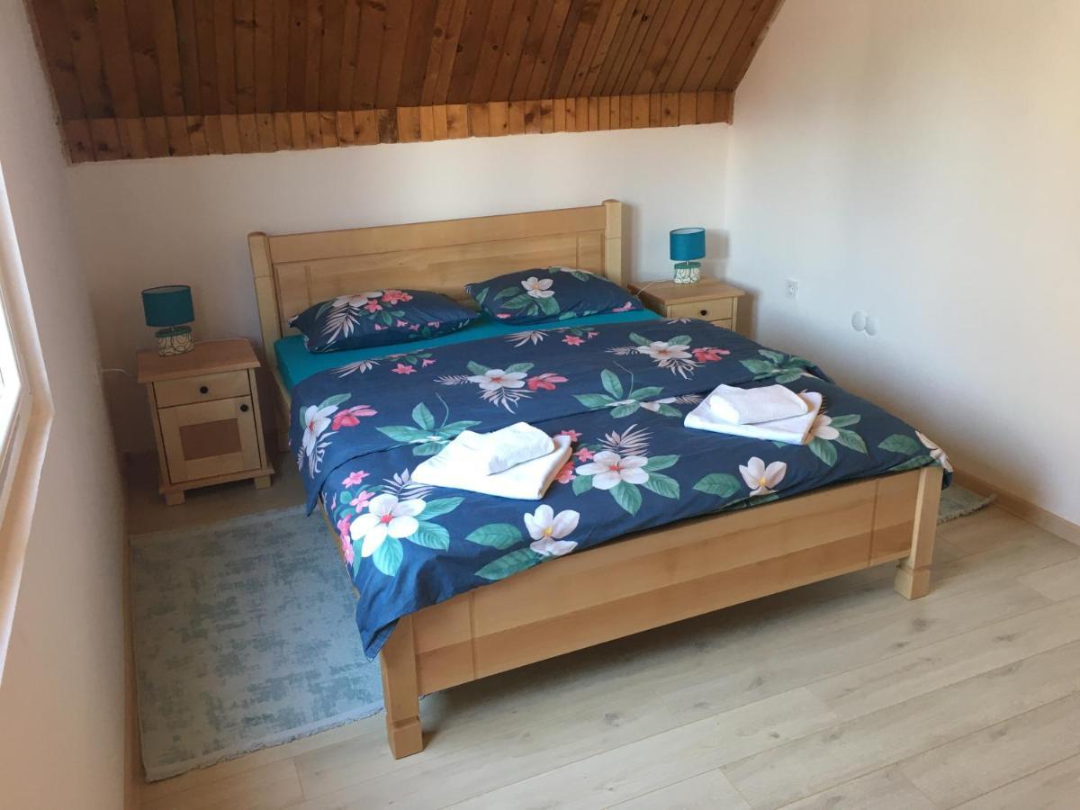 Apartman Dom Žabljak Exteriör bild