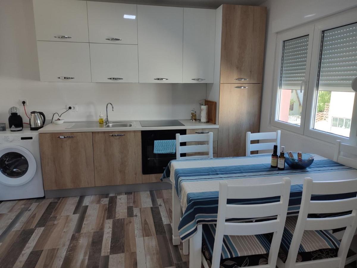 Apartman Dom Žabljak Exteriör bild